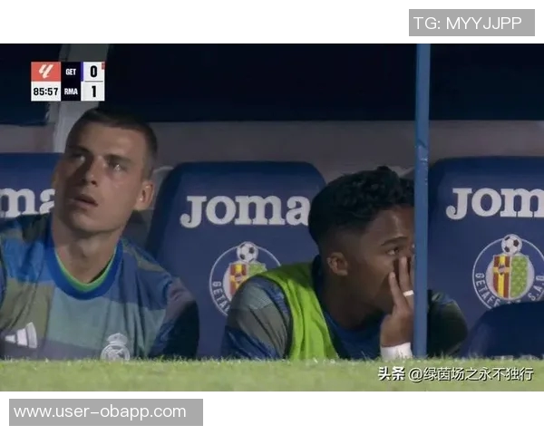 努诺冬窗求援三人西汉姆欲争齐尔克泽对抗罗马