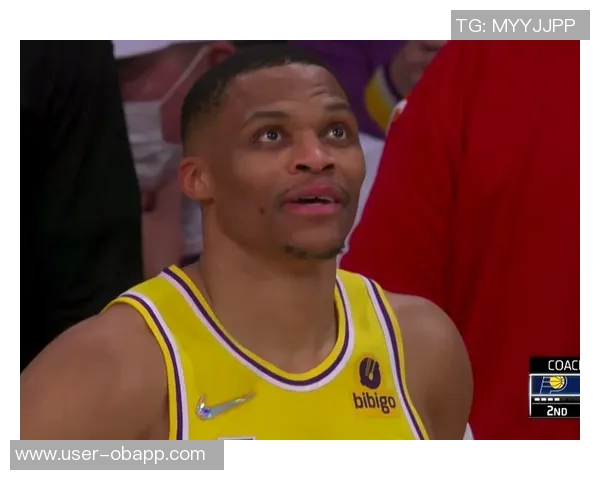 戈贝尔回忆华子早期风格称喜欢单打独斗曾尝试干拔三分球